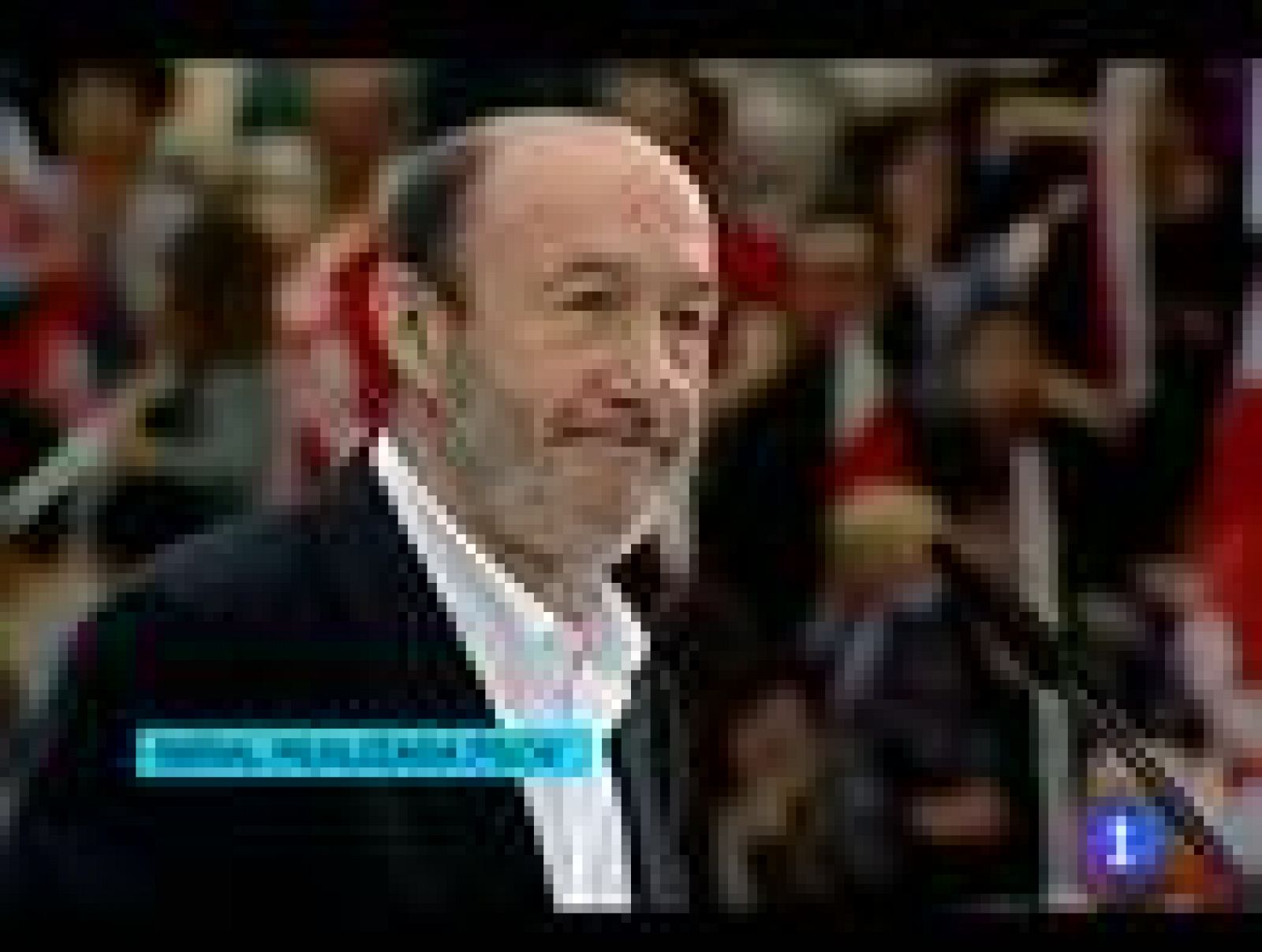 Rubalcaba defiende la gestión y figura de Felipe González