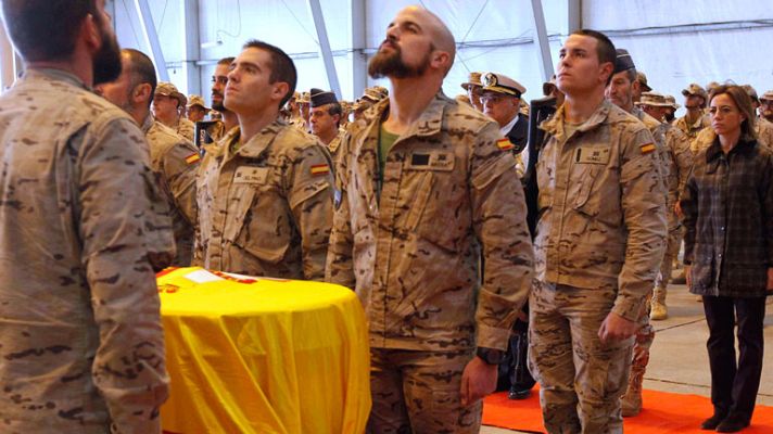 Informativo 24h - Chacón afirma en Afganistán que "queda menos misión pero no menos peligro"