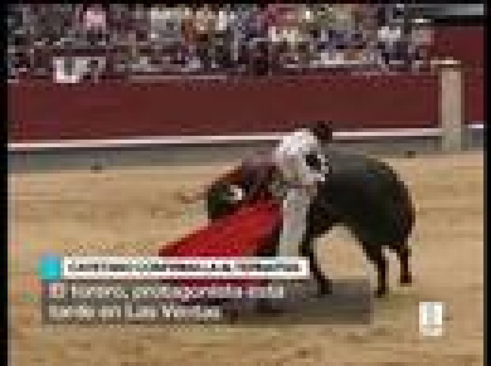 El torero Cayetano Rivera Ordóñez ha confirmado su alternativa en la corrida de la Beneficencia en la Monumental de Las Ventas.  