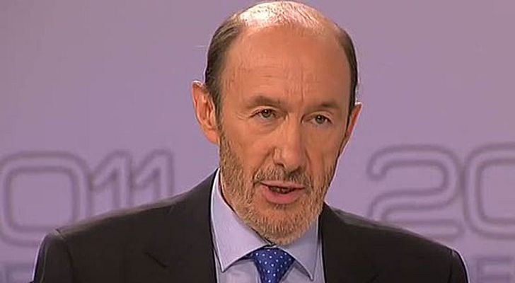  - Rubalcaba insiste en la necesidad de suprimir diputaciones provinciales
