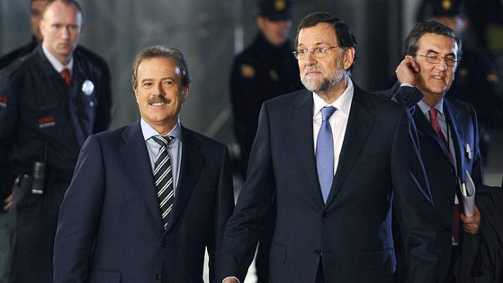  - Rubalcaba y Rajoy salen del debate