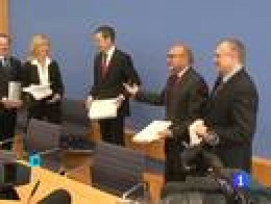 Telediario 1 - Cinco sabios aconsejan a Merkel