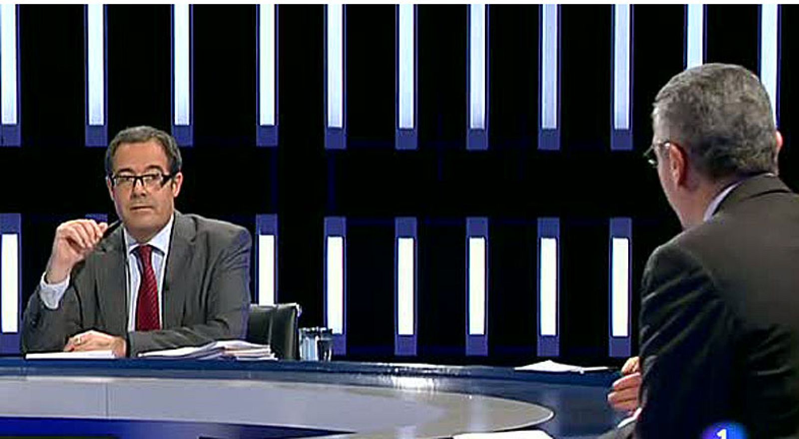 Gallardón y Macías discuten sobre la aportación de Cataluña al Estado español | Ver