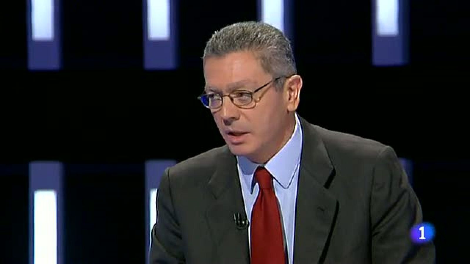 Elecciones generales 2011: Gallardón. "Debemos tener una Fiscalía absolutamente independiente del Gobierno" | RTVE Play