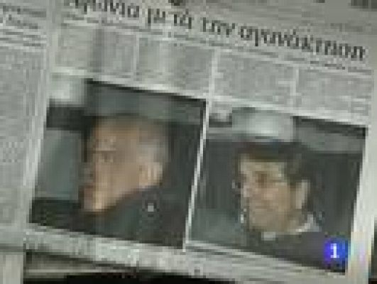 Telediario 1 - Papademos formará gobierno