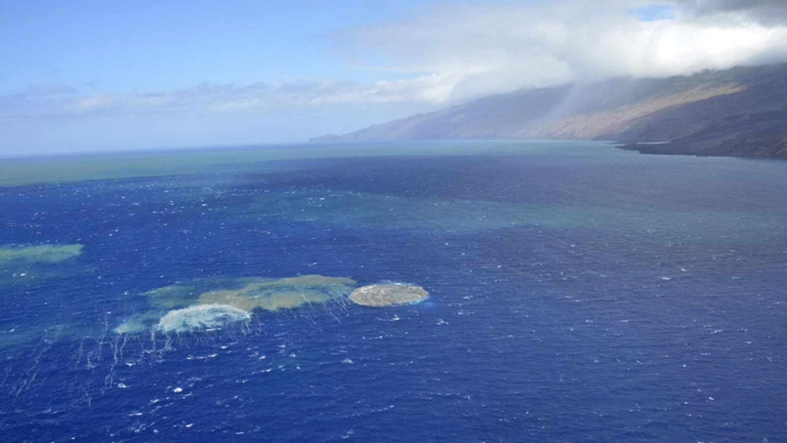 No han aumentado las señales visibles de la erupción del volcán en El Hierro