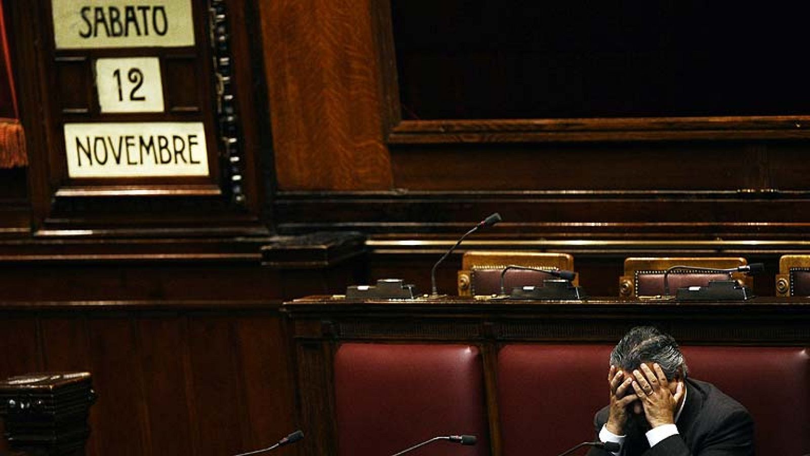 El Congreso italiano analiza los ajustes exigidos por Bruselas antes de ratificarlos - Informativo 24h | Ver