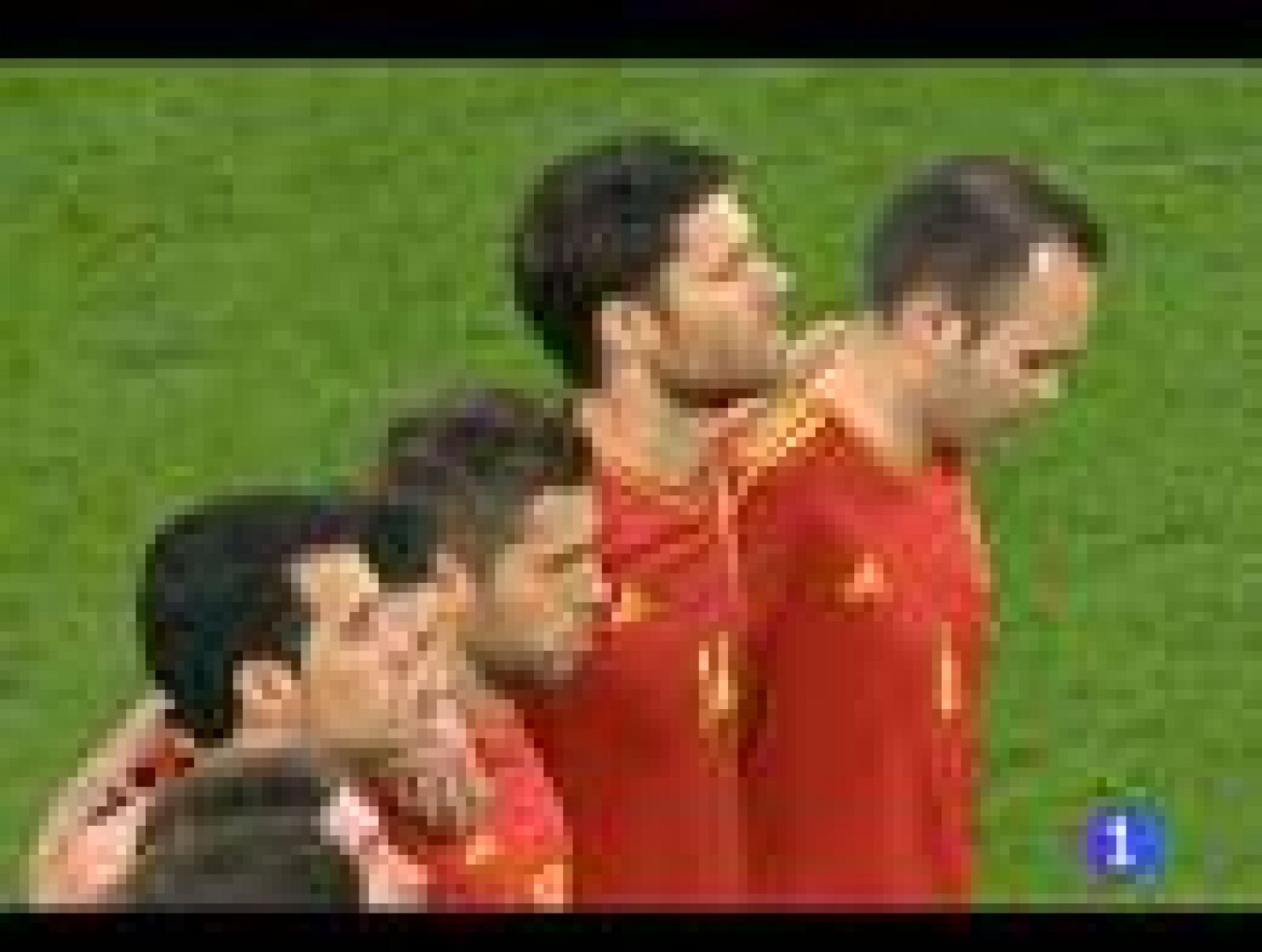 Telediario 1: España tropieza en Wembley | RTVE Play