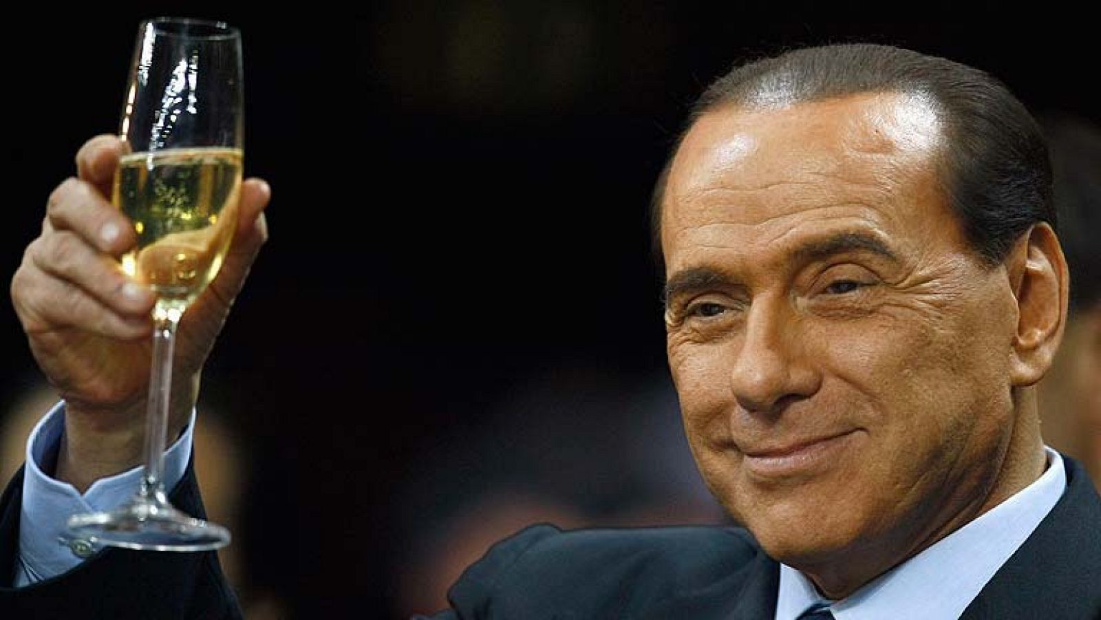 El fin de Berlusconi, un mandatario nada inadvertido - Informativo 24h | Ver