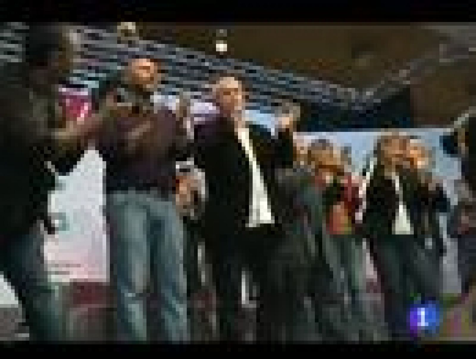 Cayo Lara se encuentra en Valencia defendiendo su proyecto