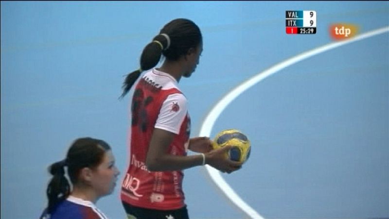 Balonmano. Liga de Campeones femenina - 1ª fase, 6ª jornada - CS Oltchim RM Valcea-Itxaco Reino de Navarra - Ver ahora