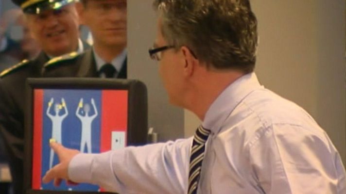 Telediario 1 - Escáner corporal en la UE