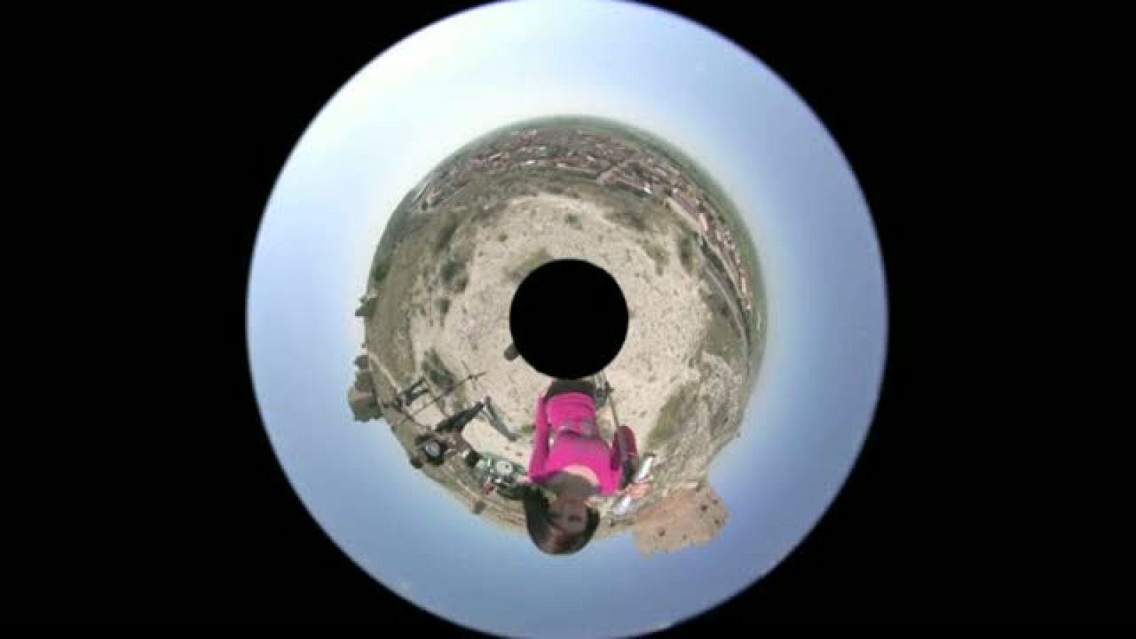 Premios INVI 2011- Interactive video clip 360 º "walking slowly¿