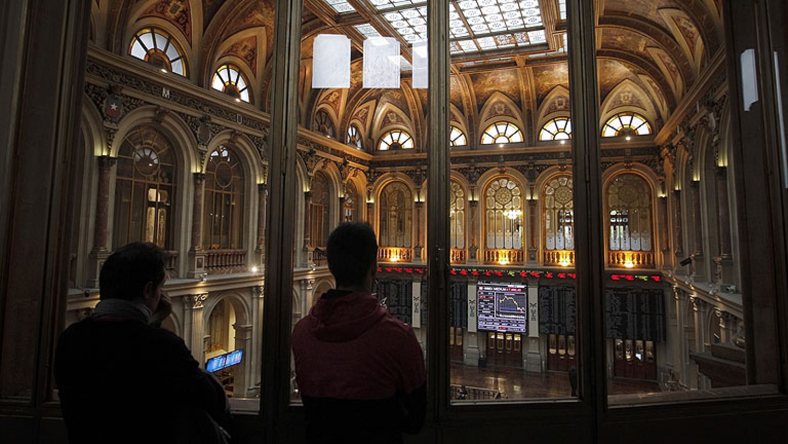 Telediario Matinal en cuatro minutos - 16/11/11 | Ver