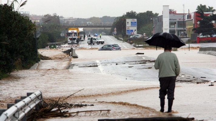 Telediario 1 - Menor riesgo de inundaciones