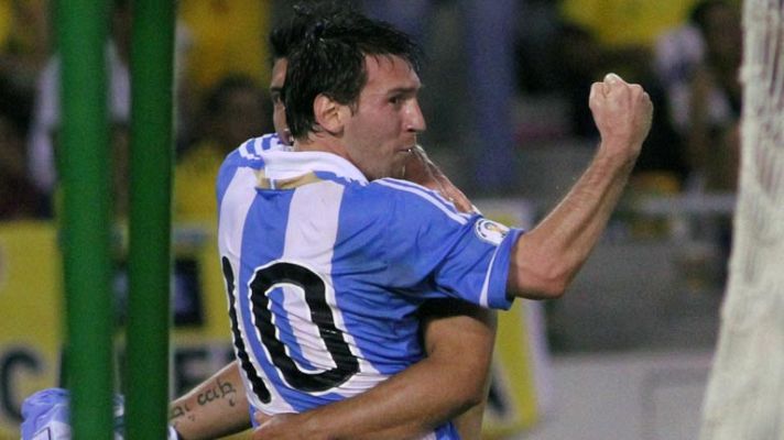 Telediario 1 - Messi lidera a Argentina