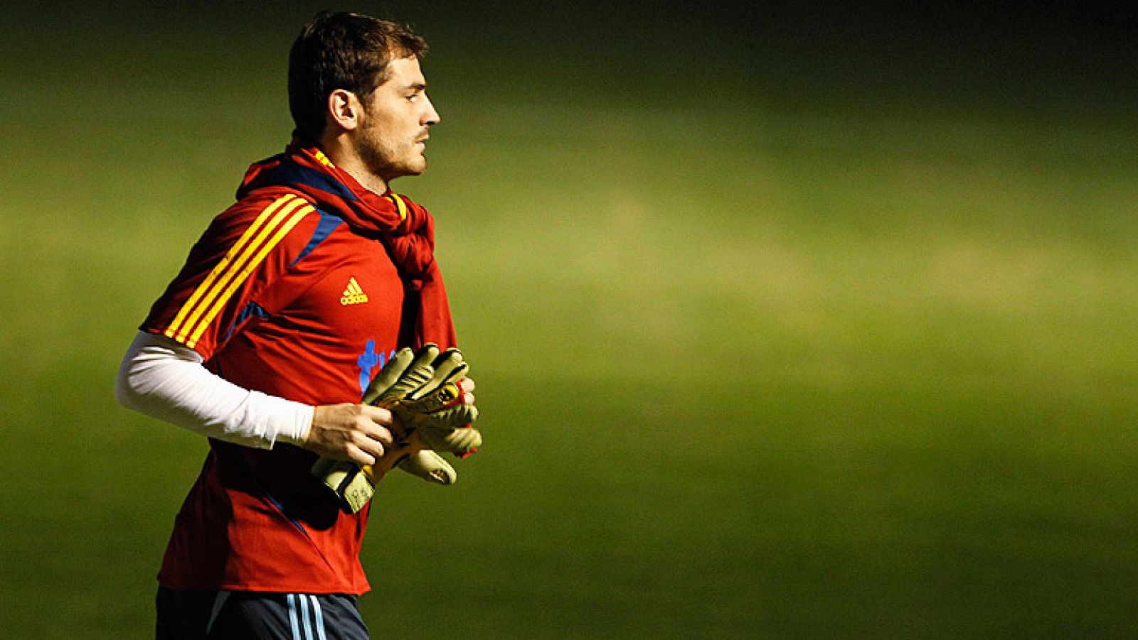 Casillas: "Quiero reeditar la Eurocopa" | Ver