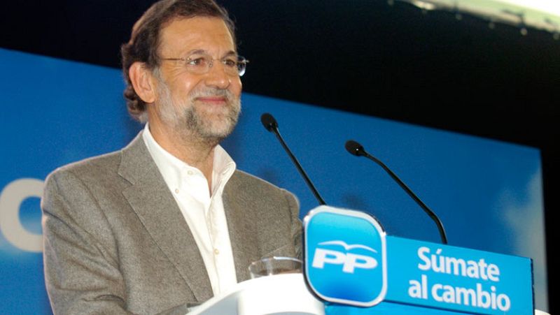 Rajoy pide el voto en Sevilla