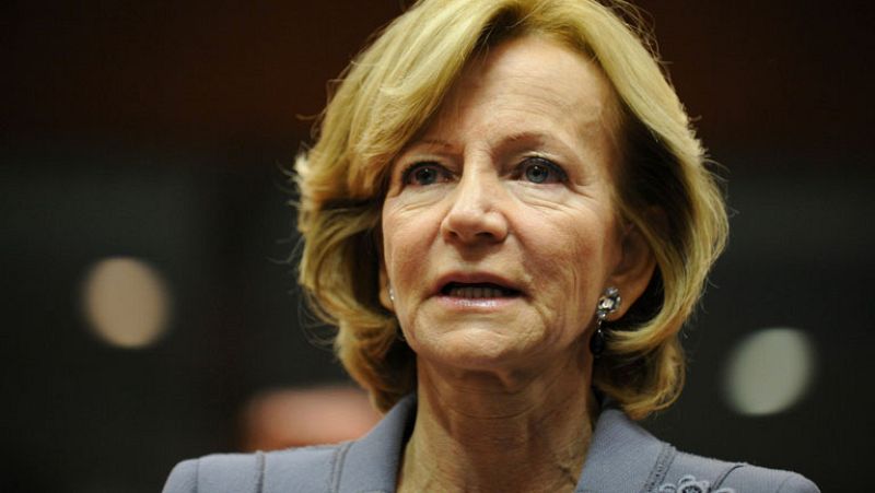 Salgado garantiza la sostenibilidad de la deuda