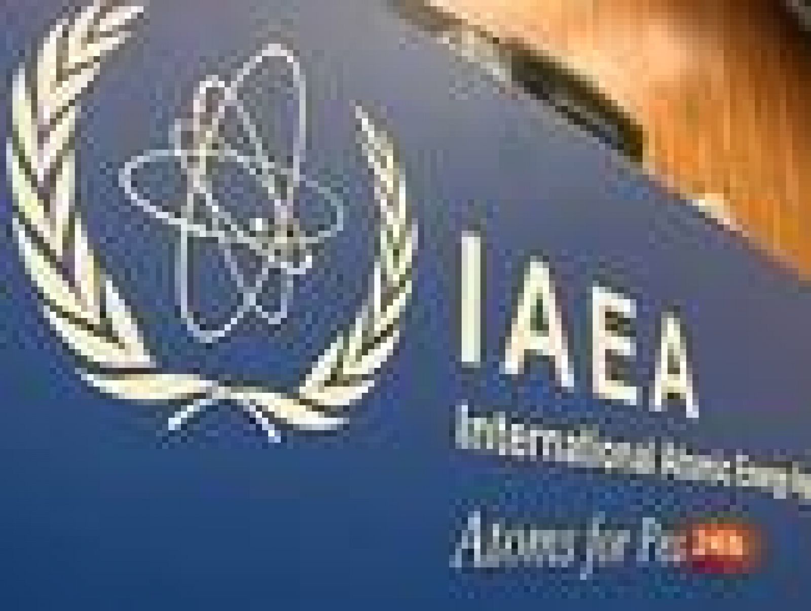  La Agencia Internacional de la Energía Atómica dice estar "profundamente" preocupada ante la posibilidad de que Irán desarrolle armas nucleares. En su resolución pide explicaciones al régimen iraní, pero no pone plazos.