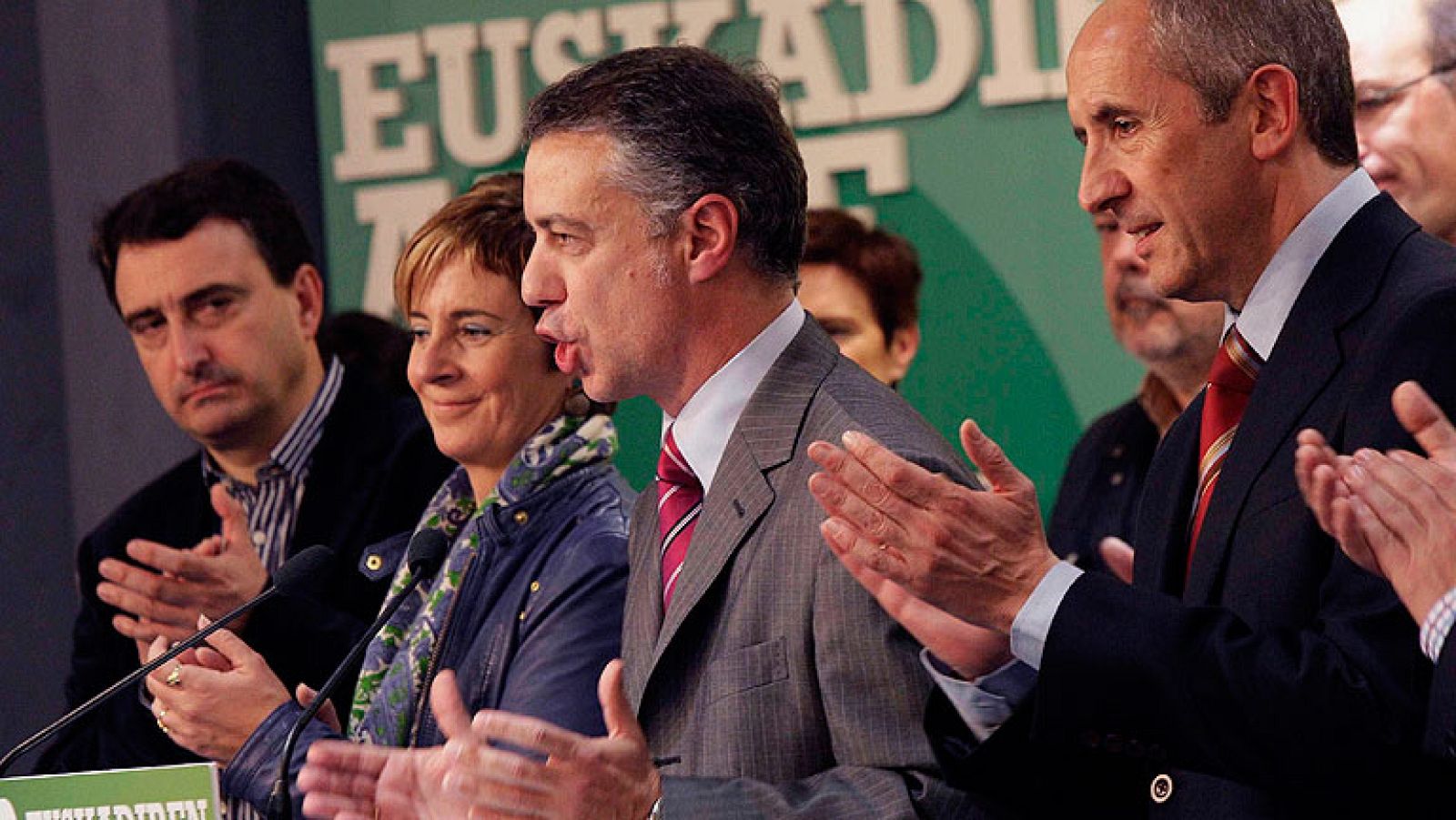 Urkullu pide "un gran acuerdo" entre todos los partidos | Ver