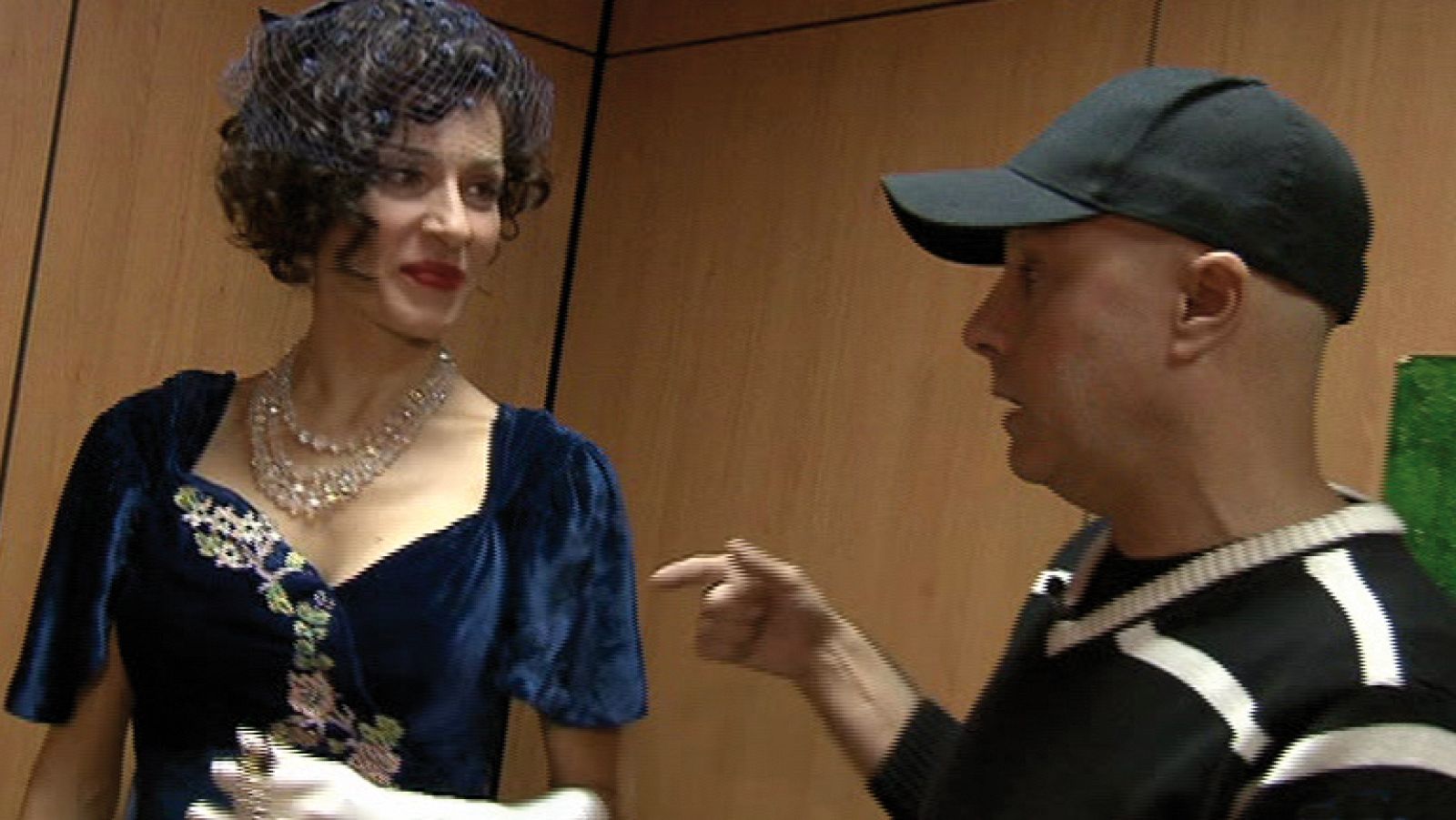 Más Gente - El fondo de armario de 'Amar en Tiempos Revueltos'