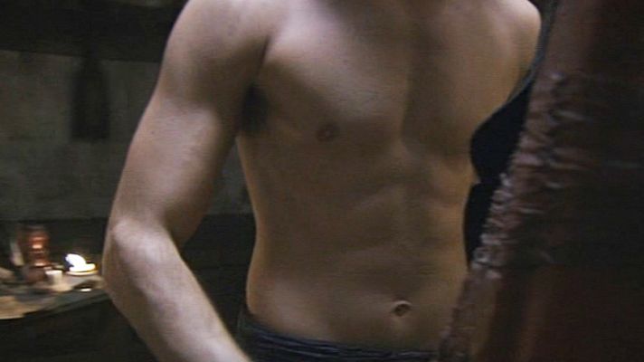 Águila Roja - Águila se viste para el cosaco