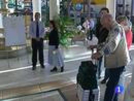 Vuelven al hotel Cordial de Mogán los turistas desalojados por la explosión