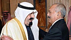 El presidente yemení firma su traspaso de poder