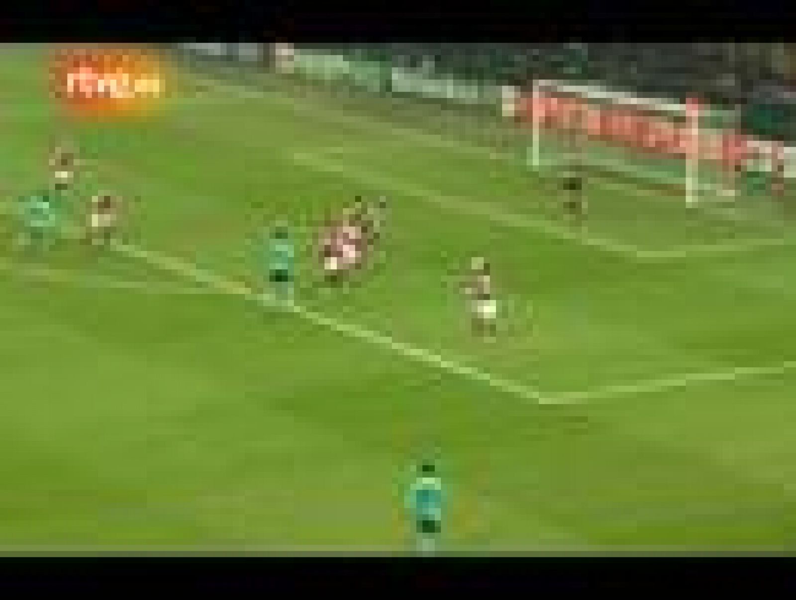 Sin programa: Messi marca de penalti (1-2) | RTVE Play