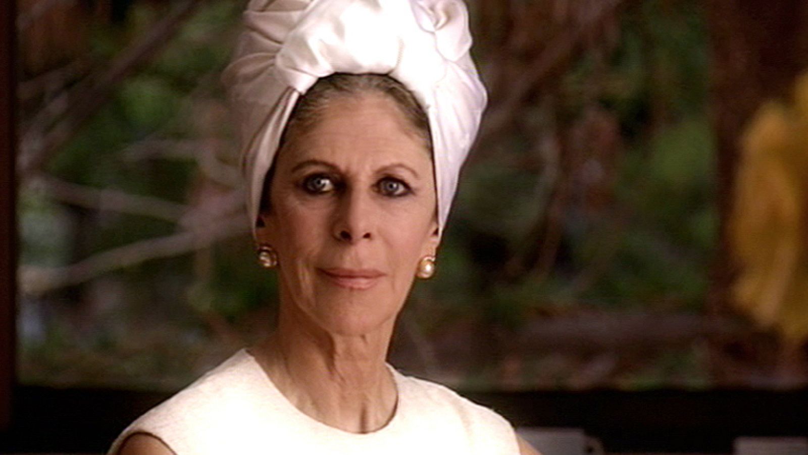 ¿Quién es la misteriosa mujer?