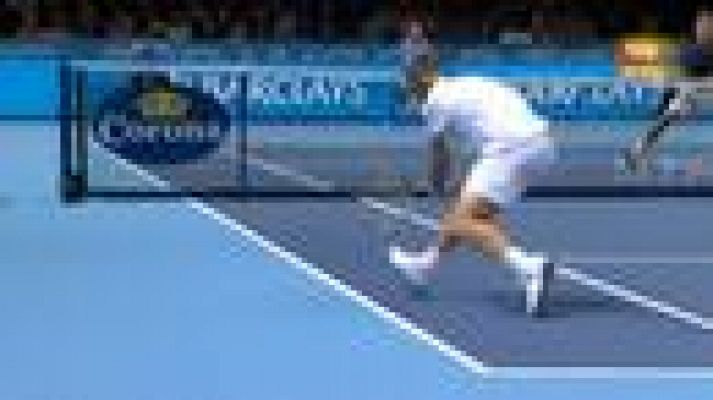 Federer impone su ley contra Ferrer