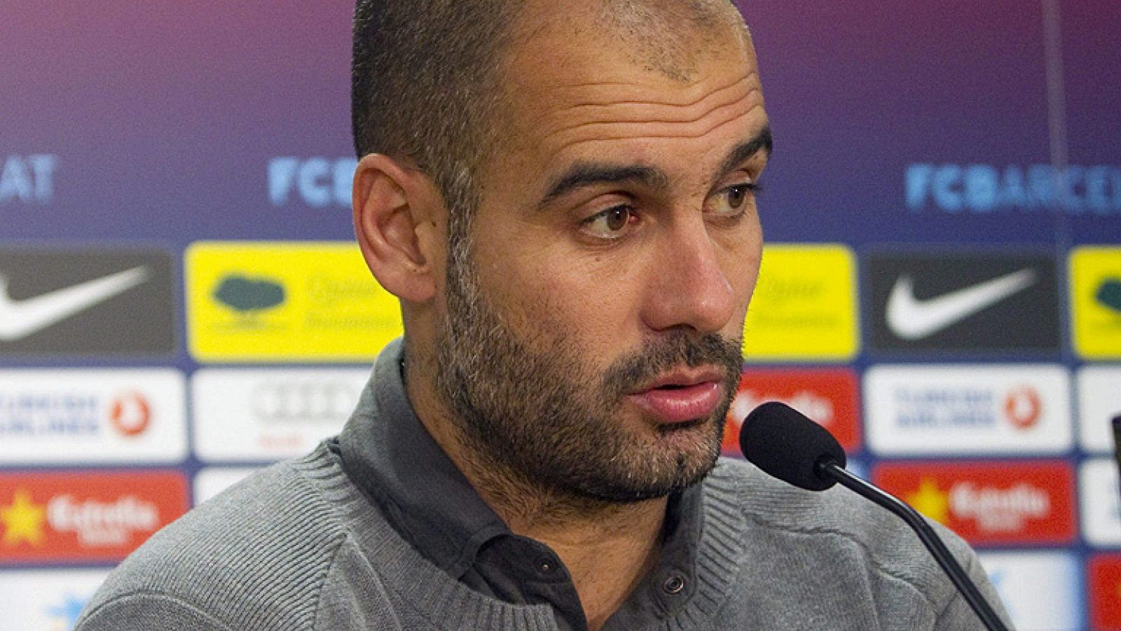 El entrenador del Barcelona, Pep Guardiola, ha admitido hoy que, si su equipo quiere reeditar el título de Liga y batir al Real Madrid, tendrá que subir su nivel futbolístico de aquí a final de temporada. "Hemos visto  que estamos a un buen nivel, pe