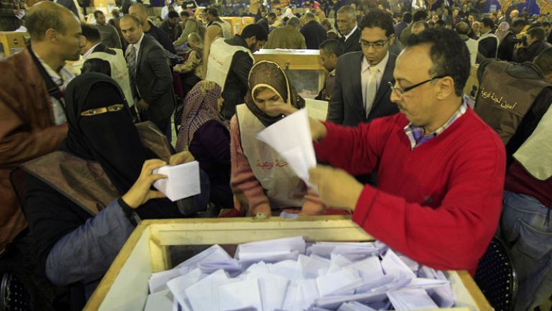 Los Hermanos Musulmanes se consideran vencedores de las elecciones egipcias 
