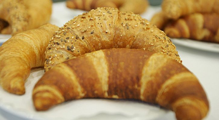 Café para mojar, cruasán para beber