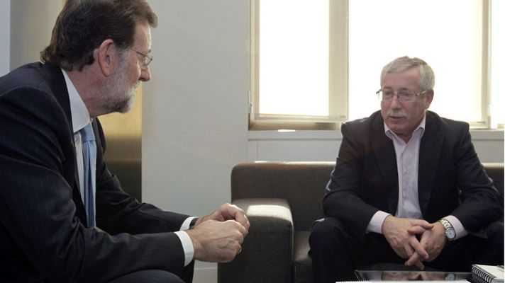  - Rajoy urge a los agentes sociales a que cierren un acuerdo para Reyes