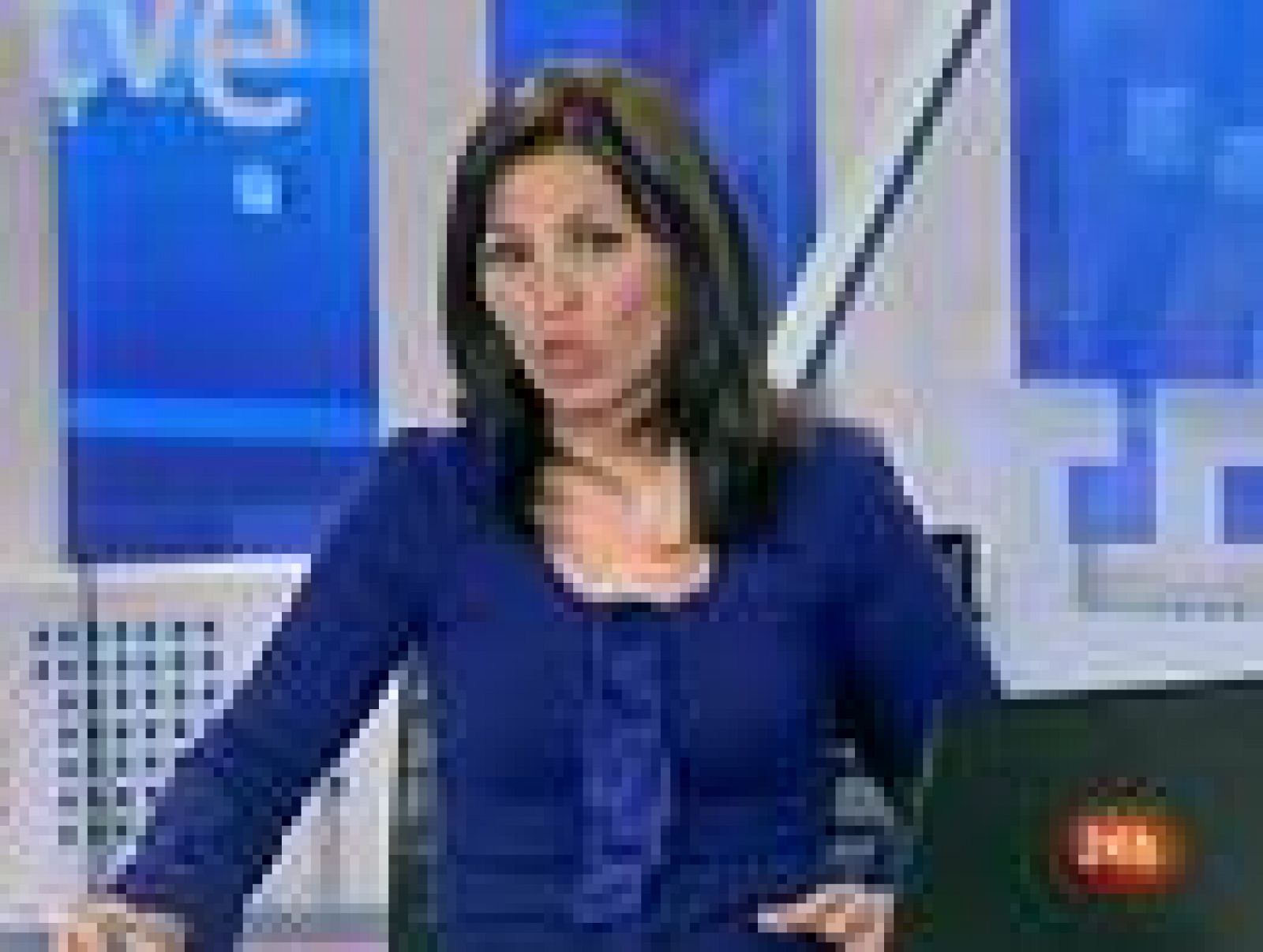 Clinton visita Birmania para negociar con el gobierno una nueva etapa de relaciones