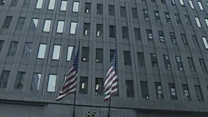 Telediario 1 - España entrará en recesión en 2012