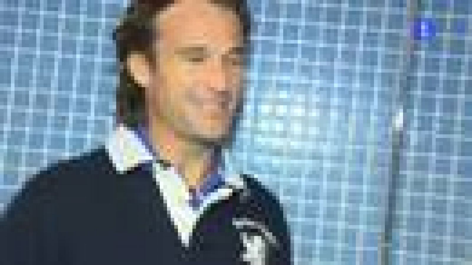 Carlos Moyá nos cuenta cómo se prepara para un partido de fútbol.