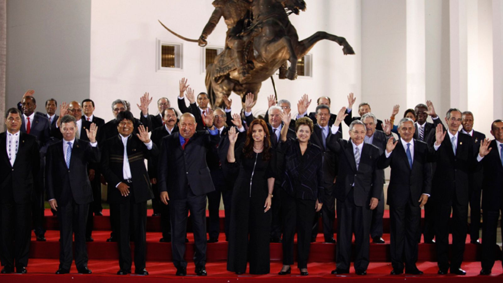 Latinoamérica y Caribe abren la Cumbre CELAC, "semilla de la América nueva" 