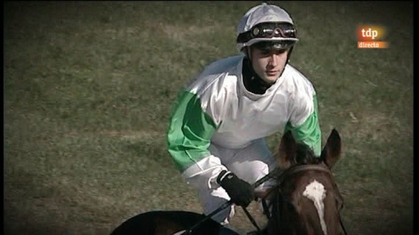 Turf - Carreras de caballos - 04/12/11 - Ver ahora