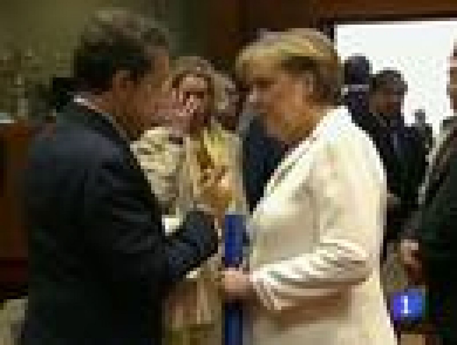 Telediario 1: Sarkozy y Merkel por la reforma | RTVE Play