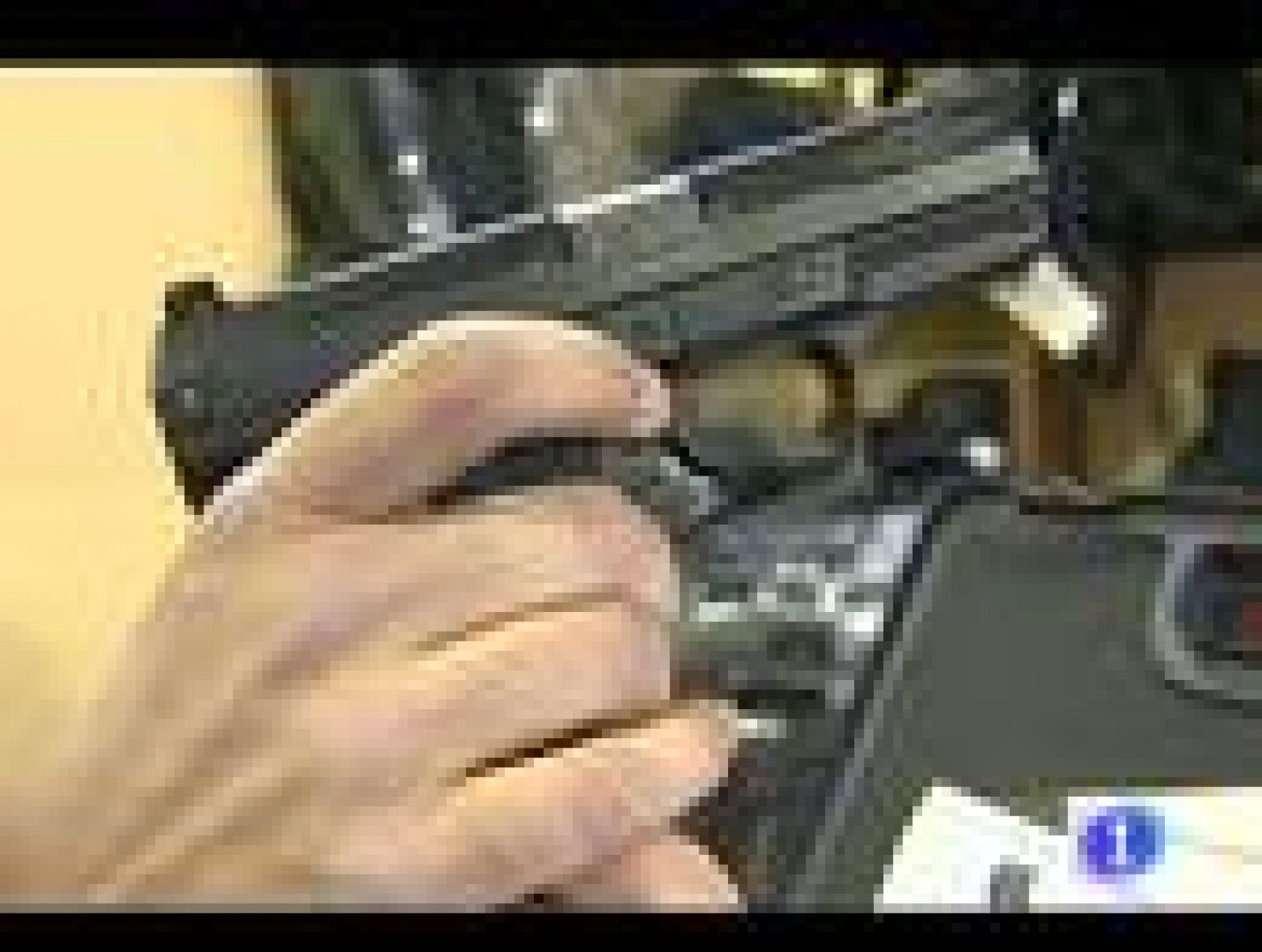 Los delincuentes utilizan cada vez más las armas para cometer sus delitos