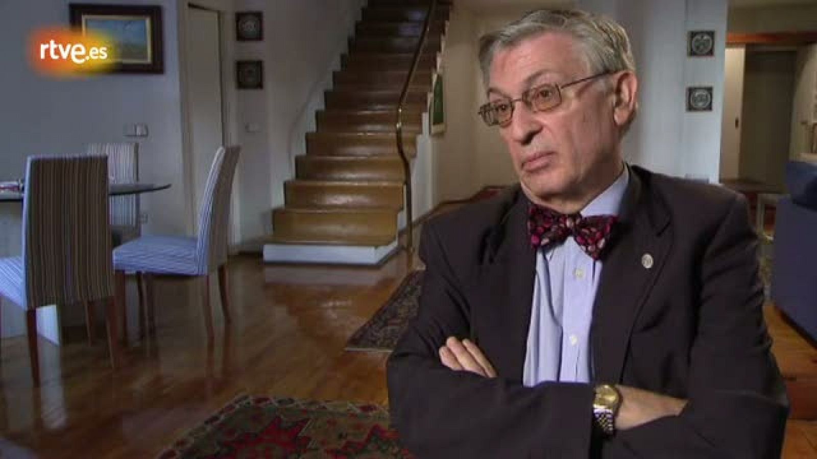 De la cárcel al pelotón de fusilamiento - Crónicas | Ver