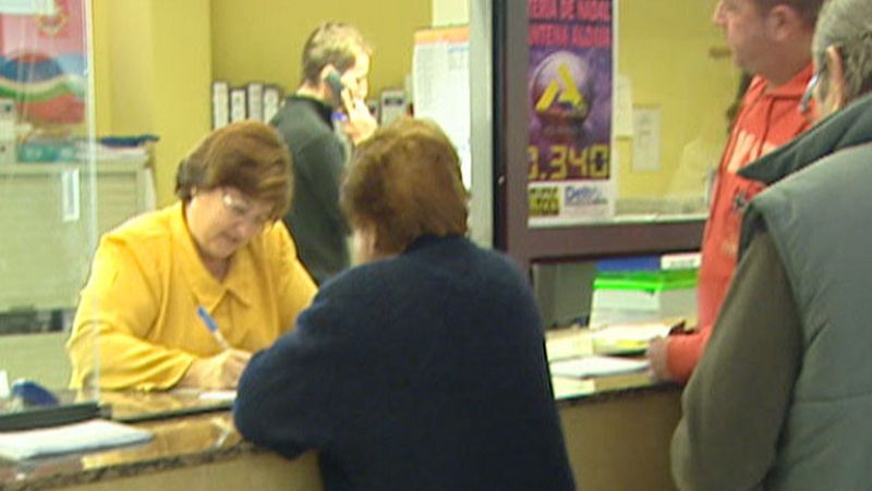 Vecinos al borde de la quiebra por problemas de liquidez de su cooperativa en L'Aldea