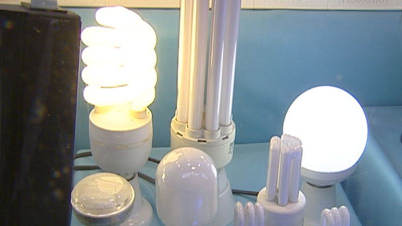 Las bombillas tradicionales serán sustituidas por las de bajo consumo y las lámparas led