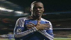 Drogba adelanta al Chelsea (1-0)