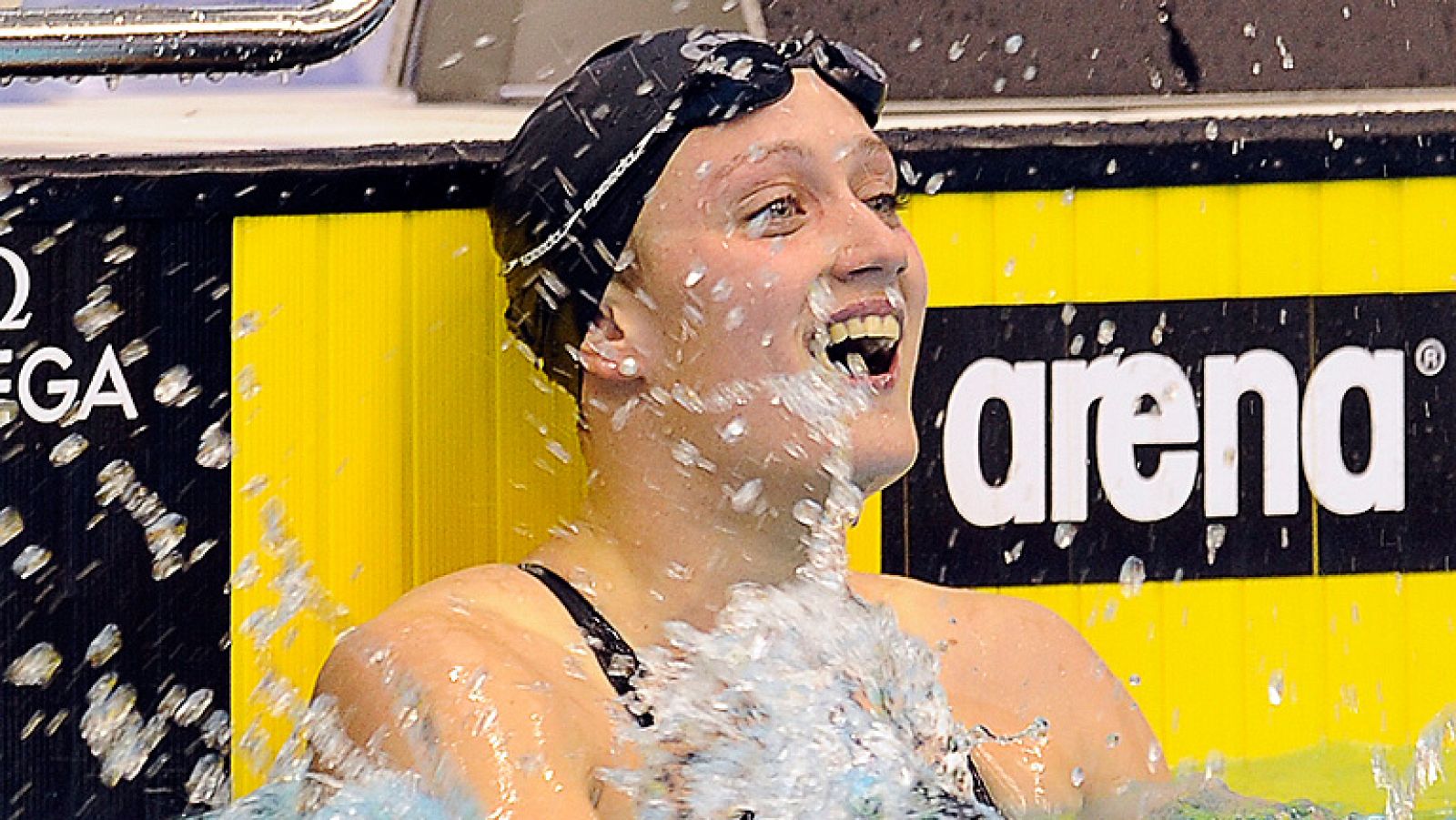 La nadadora española Mireia Belmonte se proclamó hoy campeona de Europa de los 200 metros estilos en los Campeonatos de Europa en piscina corta, de 25 metros, que se disputan en Szcezecin (Polonia).