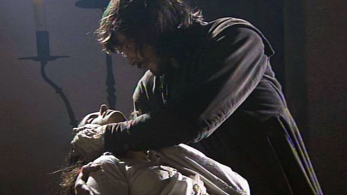 Águila Roja - Margarita en brazos de Gonzalo