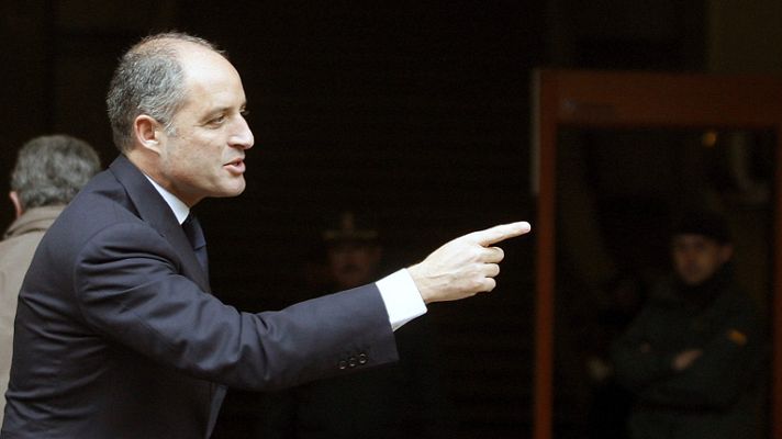 Telediario 1 - Juicio por el caso de los trajes